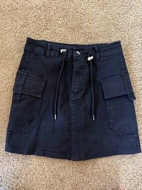 Women's Black Cargo Pocket Drawstring Skirt